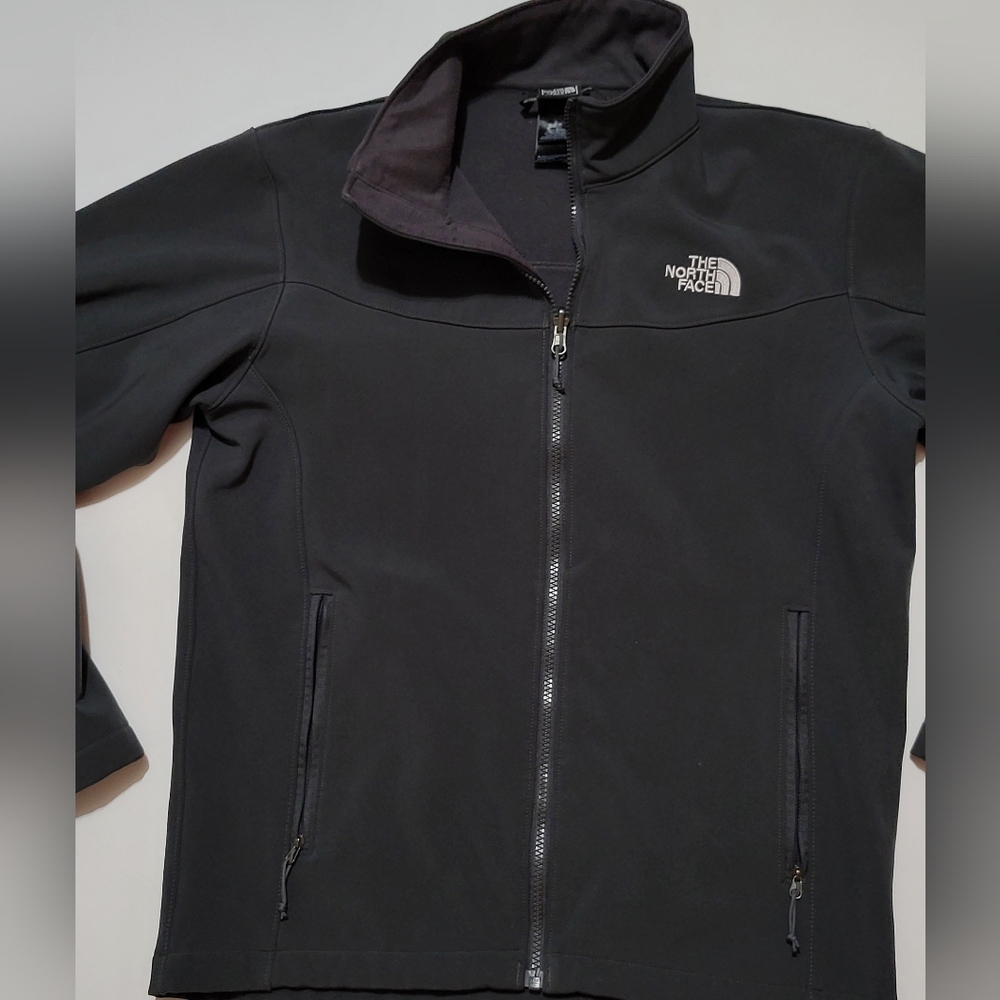 The north face jacket - Picture 3 of 4